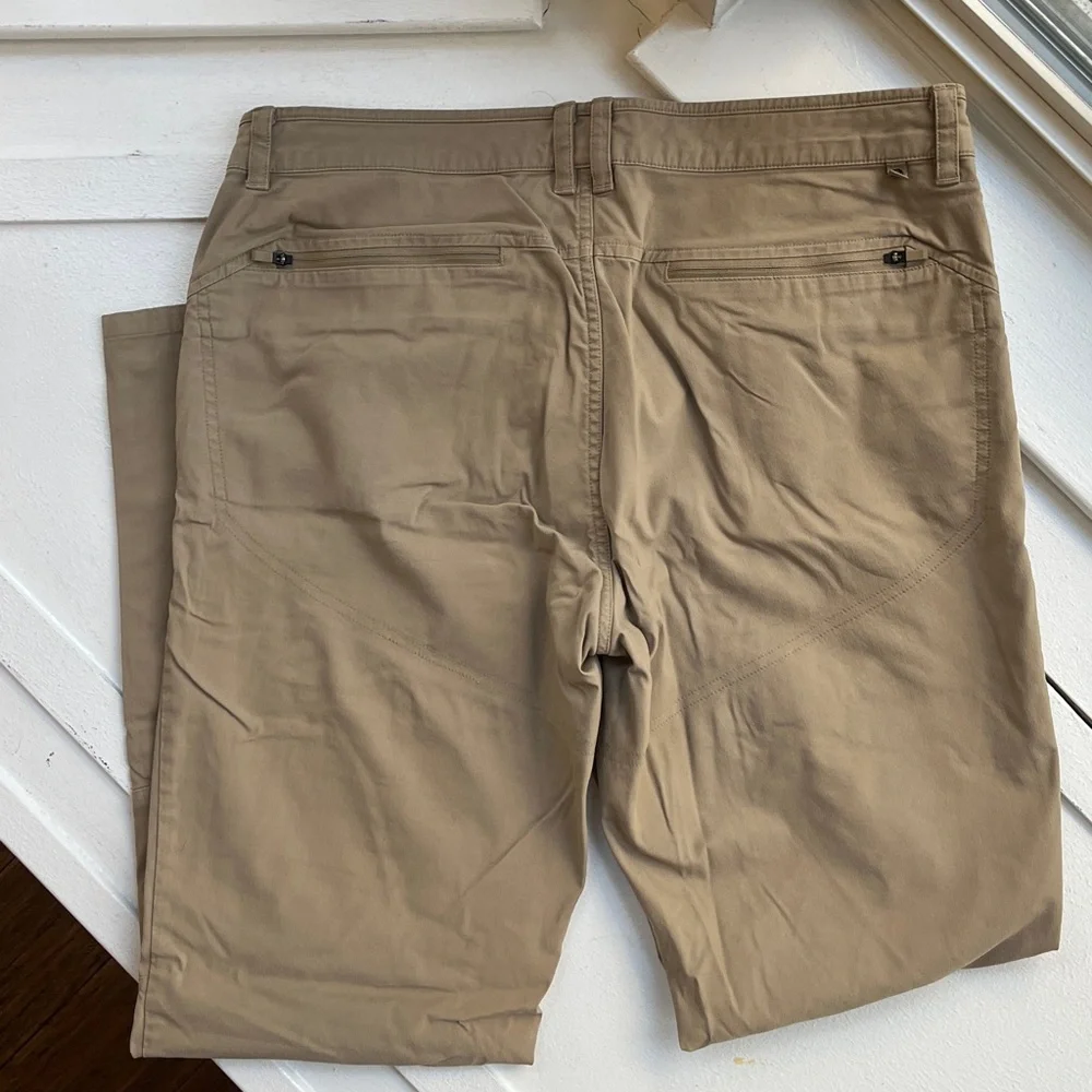 ⓾ Mountain Hardwear • Men's Hardwear AP™ Active Pant • Size 33 Waist